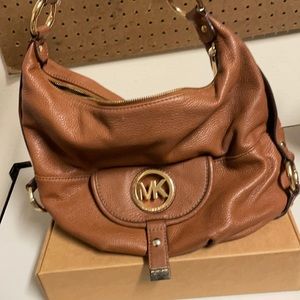 Michael kors shoulder bag